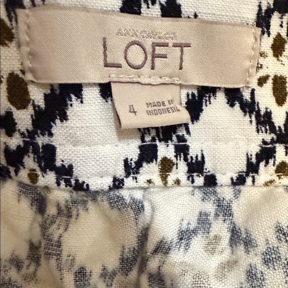 LOFT Navy & White Geometric Stamped Print Pocket Mini Linen Blend A-line Skirt - Picture 8 of 10